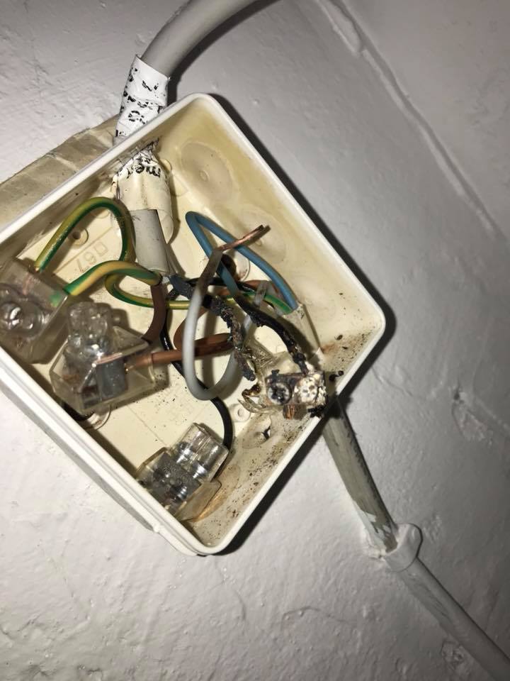 Farlig el installation til opvaskemaskine Hårde hvidevare el tilslutning ulovligt